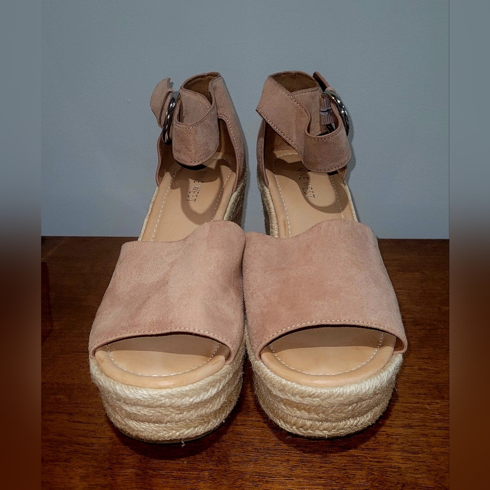 Nine West Wedge Sandals. Size 9.5